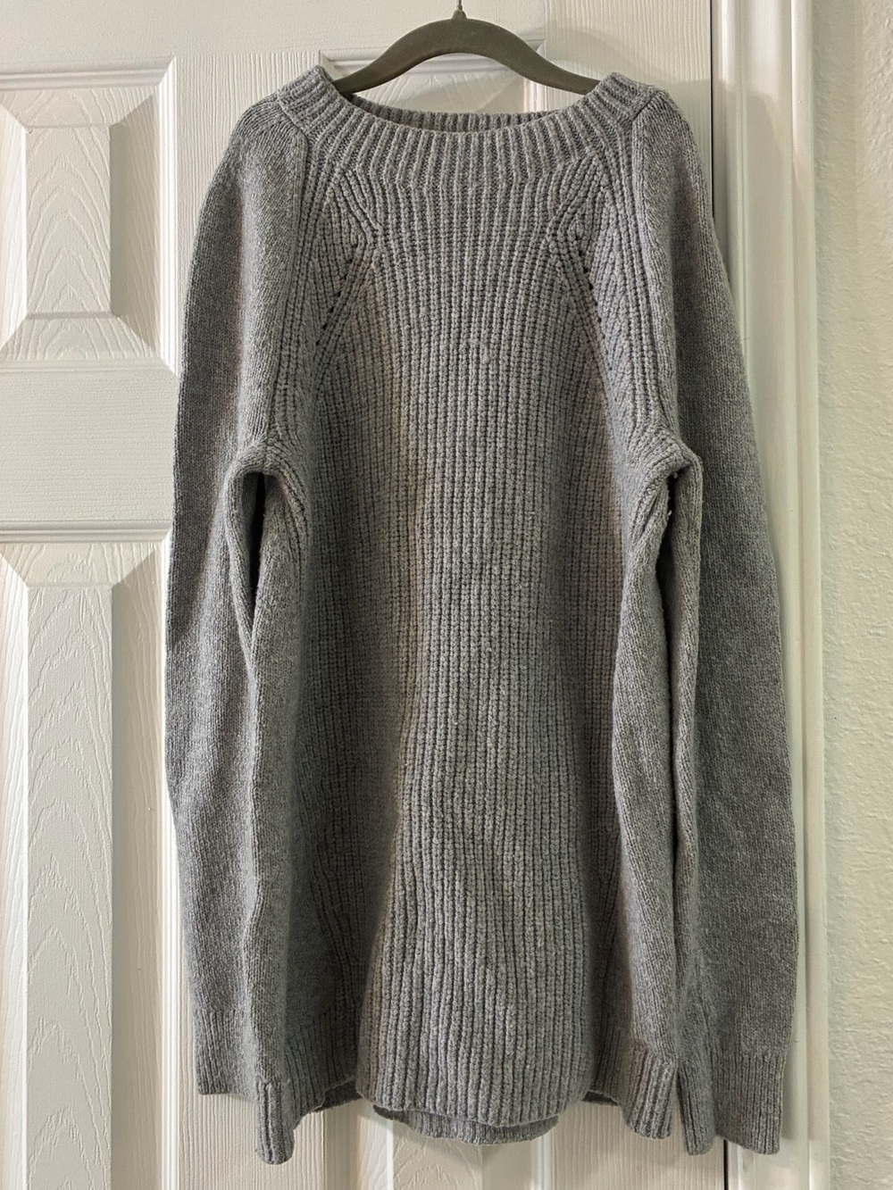 LOFT Gray Ribbed Crew Neck Sweater